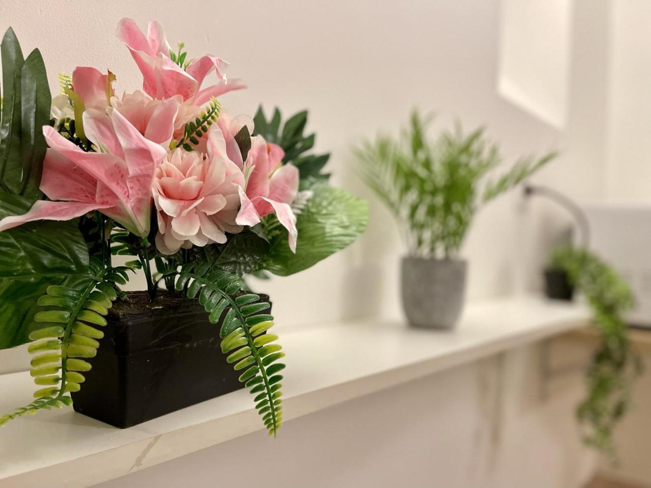 *Le Lotus*Fiber Wifi*Hyper Center* Apartment Salon-de-Provence Exterior photo